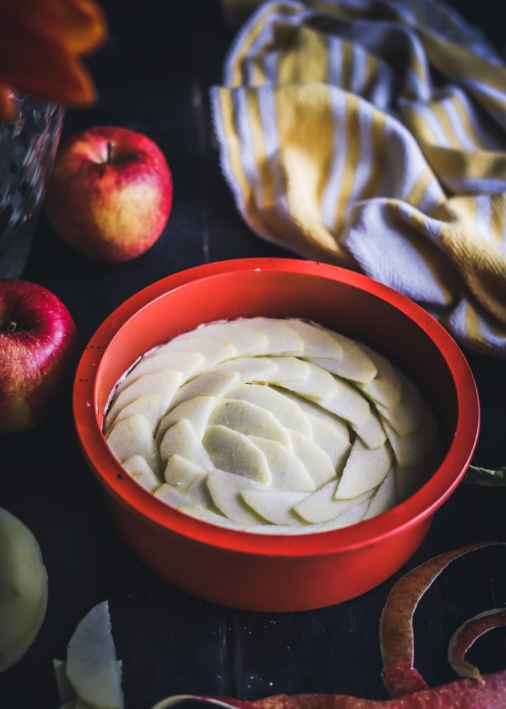 Torta di mele alla francese con gelatina alla cannella