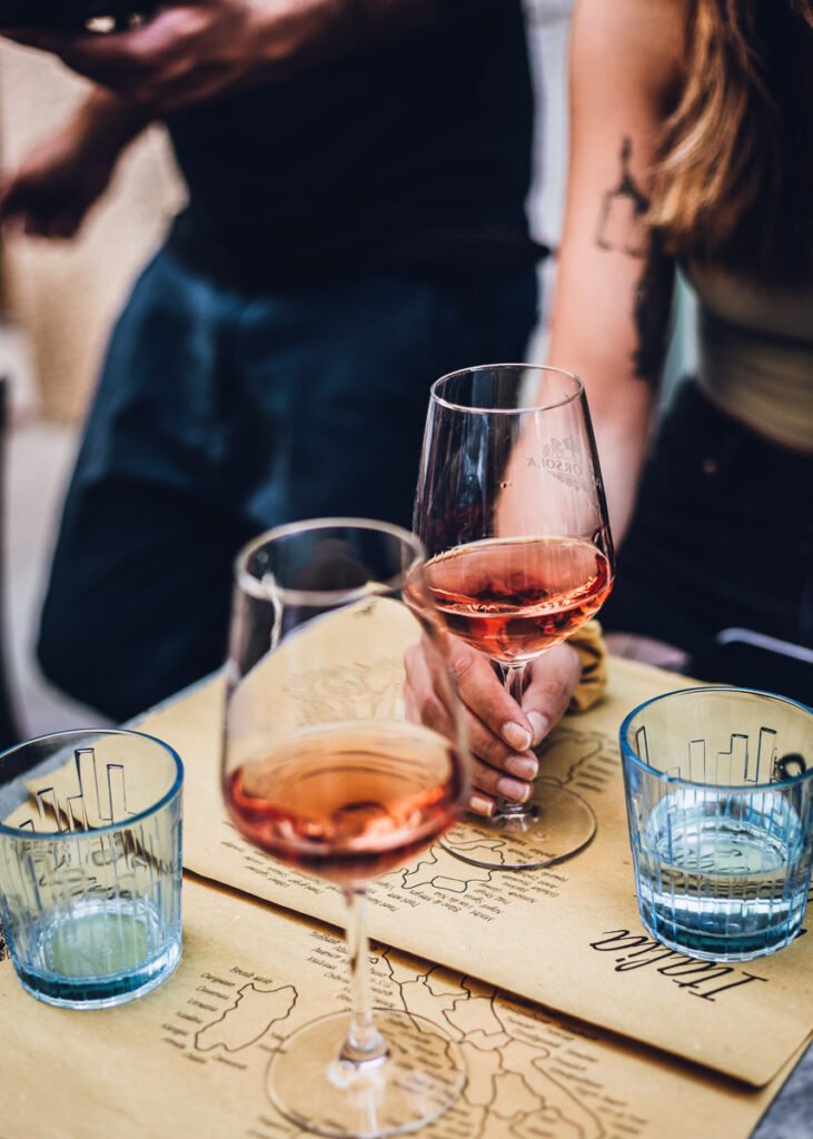 Lezione di cucina con orecchiette e abbinamento di vini a Lecce-Di La Strada del Vino Wine Bistrot