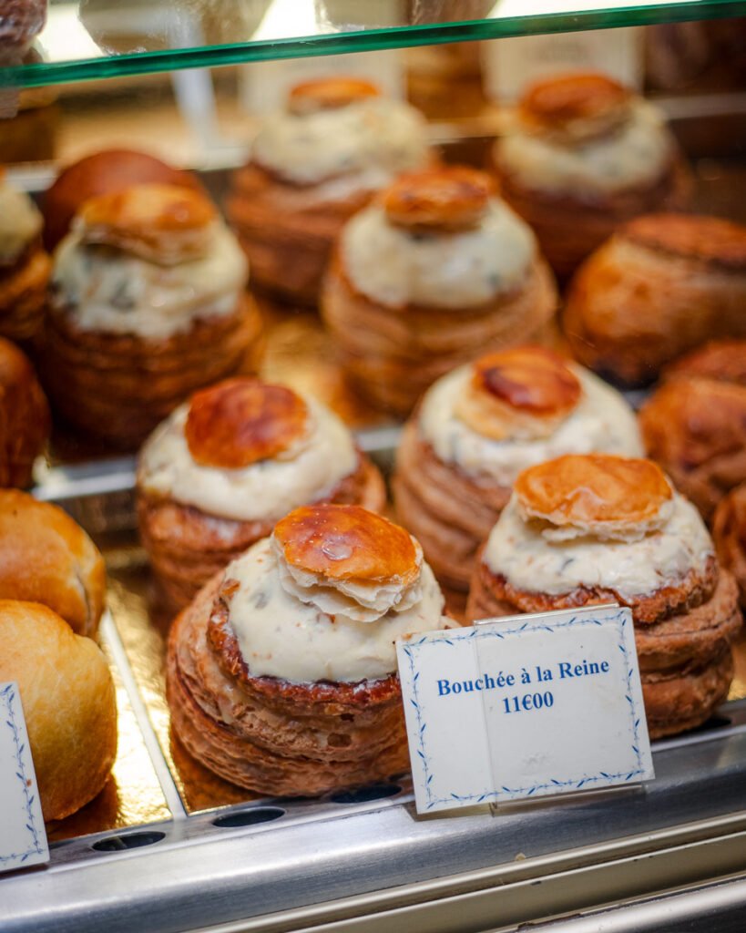 Bouche a la reine pasticceria Stohrer Parigi